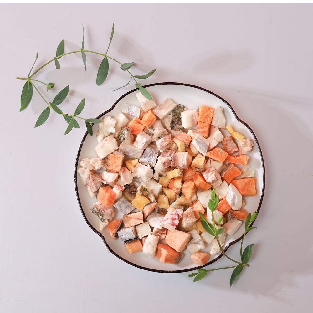 Freeze Dried Seafood Platter Treats for Dogs and Cats - Image 3